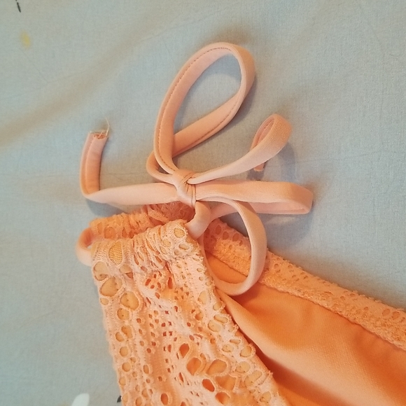 Bikini Bottoms - Picture 5 of 5